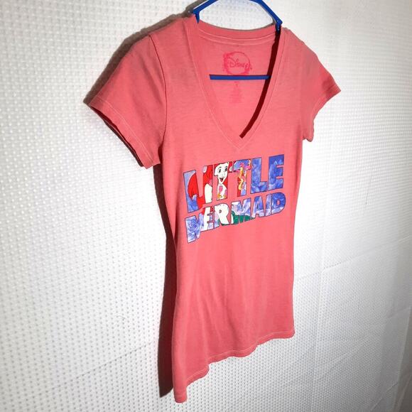Disney Little Mermaid S V-Neck Ariel Graphic Tee Pink Princess Shirt Flawed - Picture 3 of 7